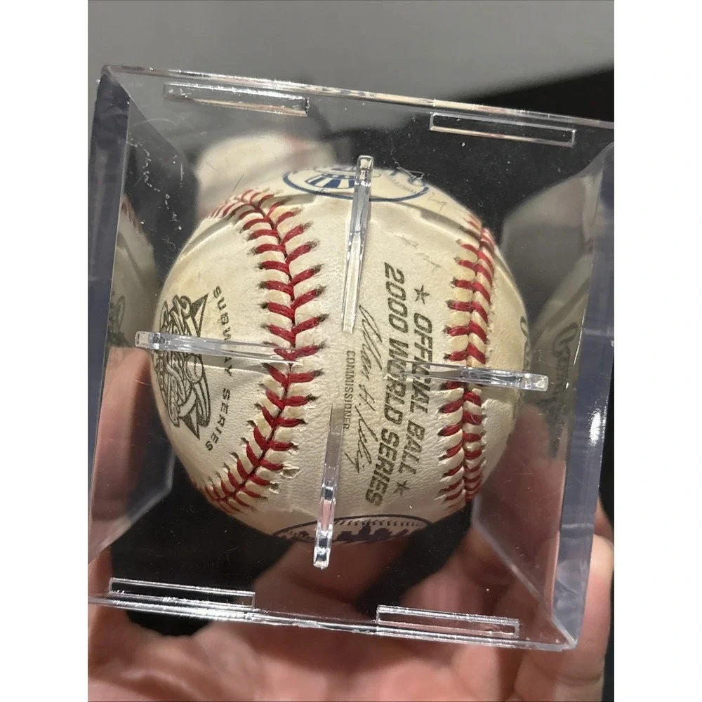 2 Autographed Balls 1 Derek Jeter & 1 Jason Giambi 2000 World Series *NO COA*